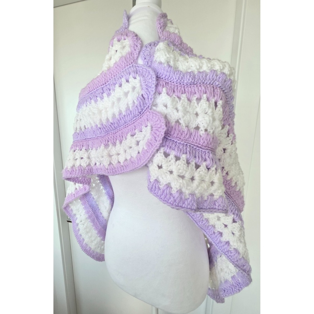 Nostalgia Crochet Afghan Blanket Scalloped Edge Pastel Purple White Stripe